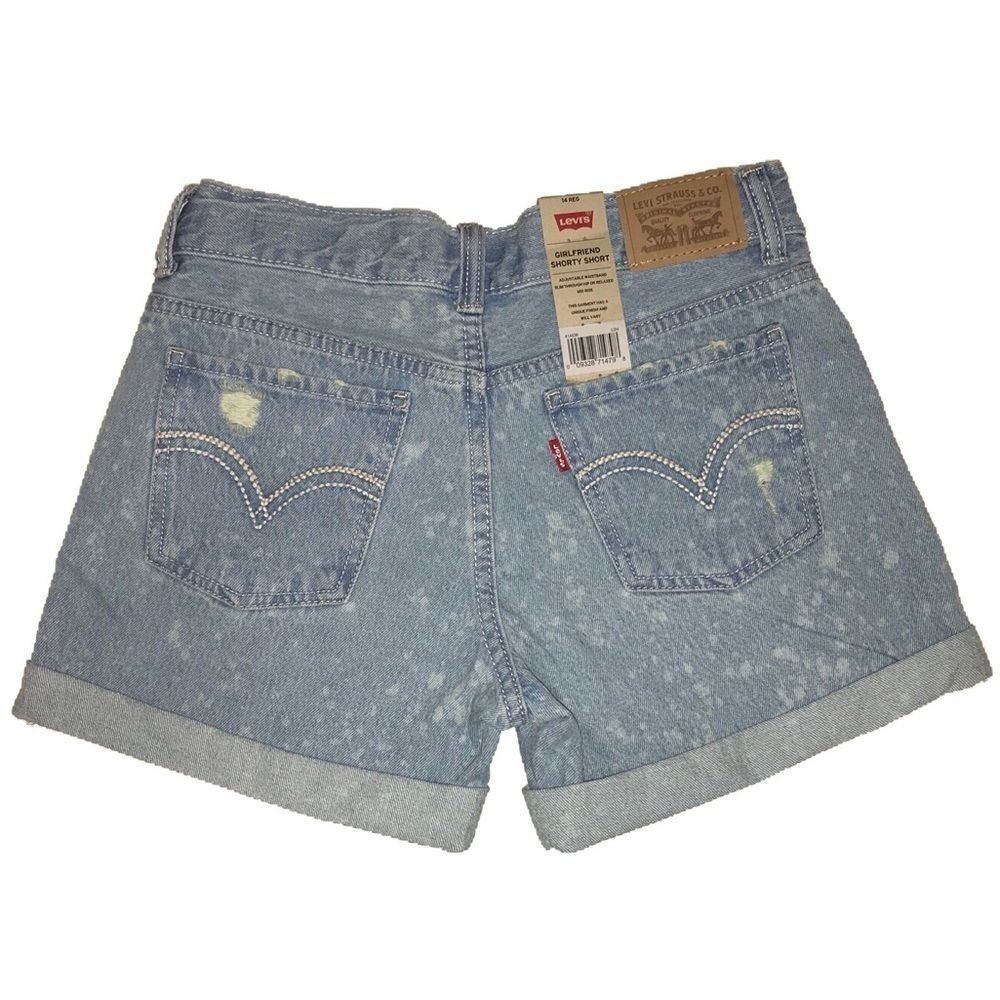 Levi’s Girlfriend Shorty Short - Picture 4 of 8